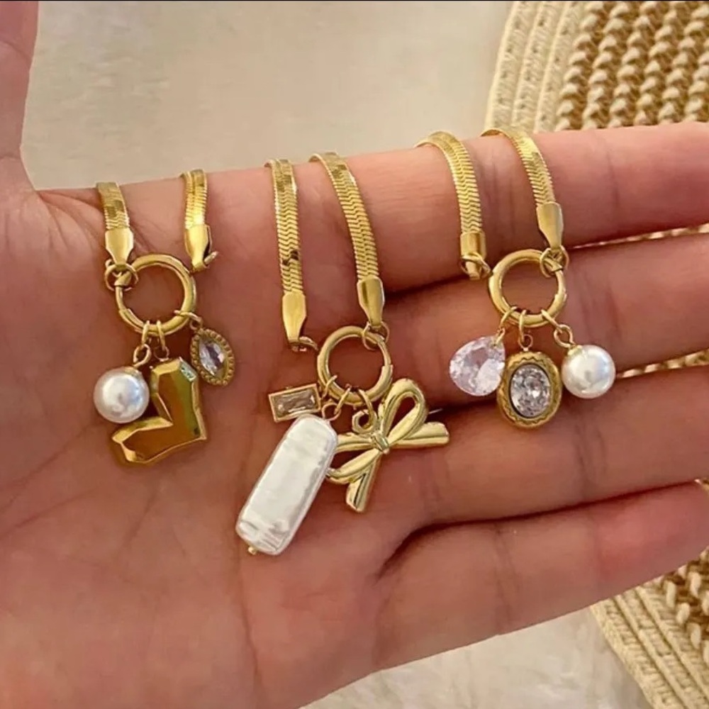 Elegant Gold Charm Necklaces with Pearls